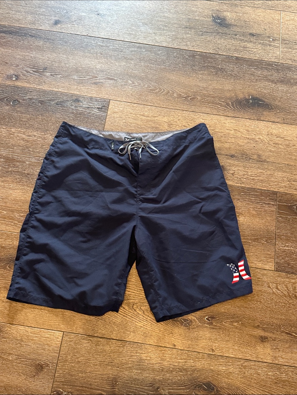 Hurley navy with flag‎ swim trunks 34